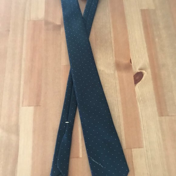 Oscar de la Renta Classic Royal Blue/White Large Polka Dot Tie - Picture 2 of 4